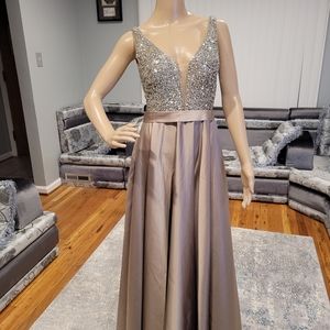 Beautiful Prom Dress - image 1